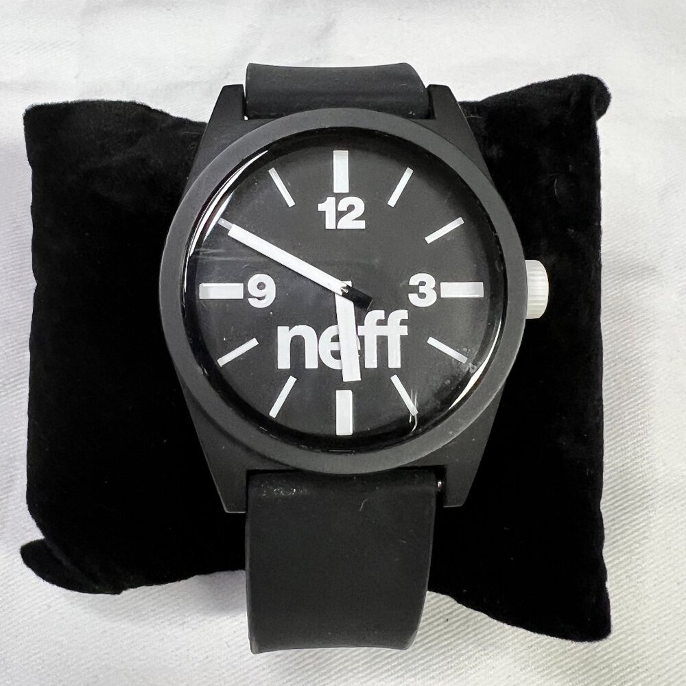 Neff Unisex Daily Basic Black & White 43mm Watch.